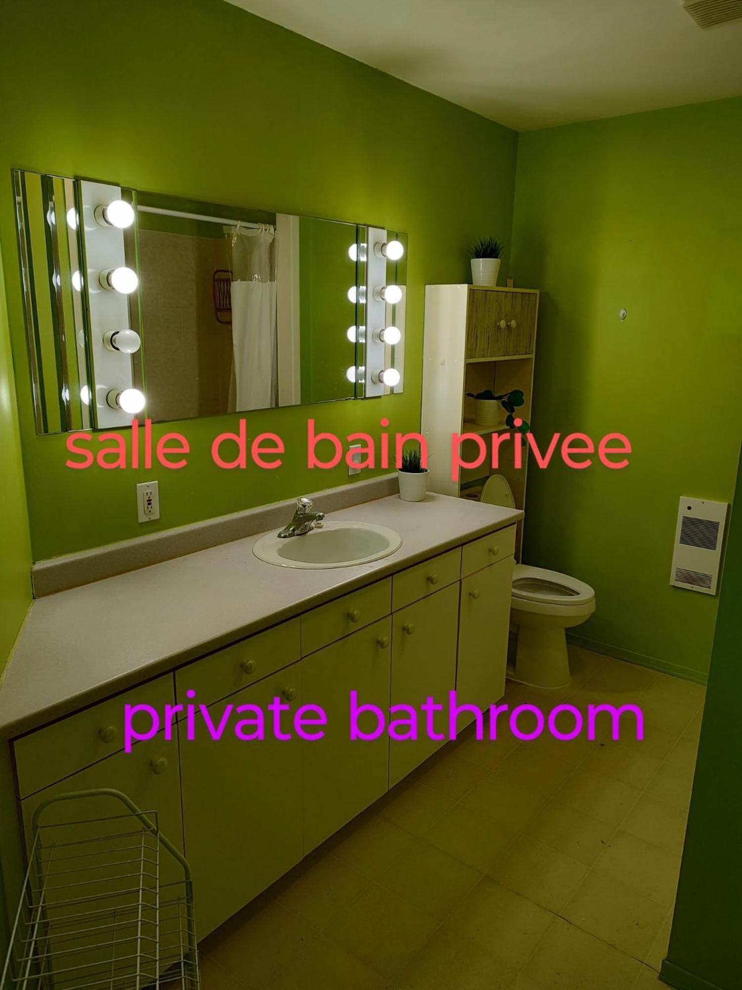 Welcome To Airbnb Saint-Jean-sur-Richelieu Chambre photo