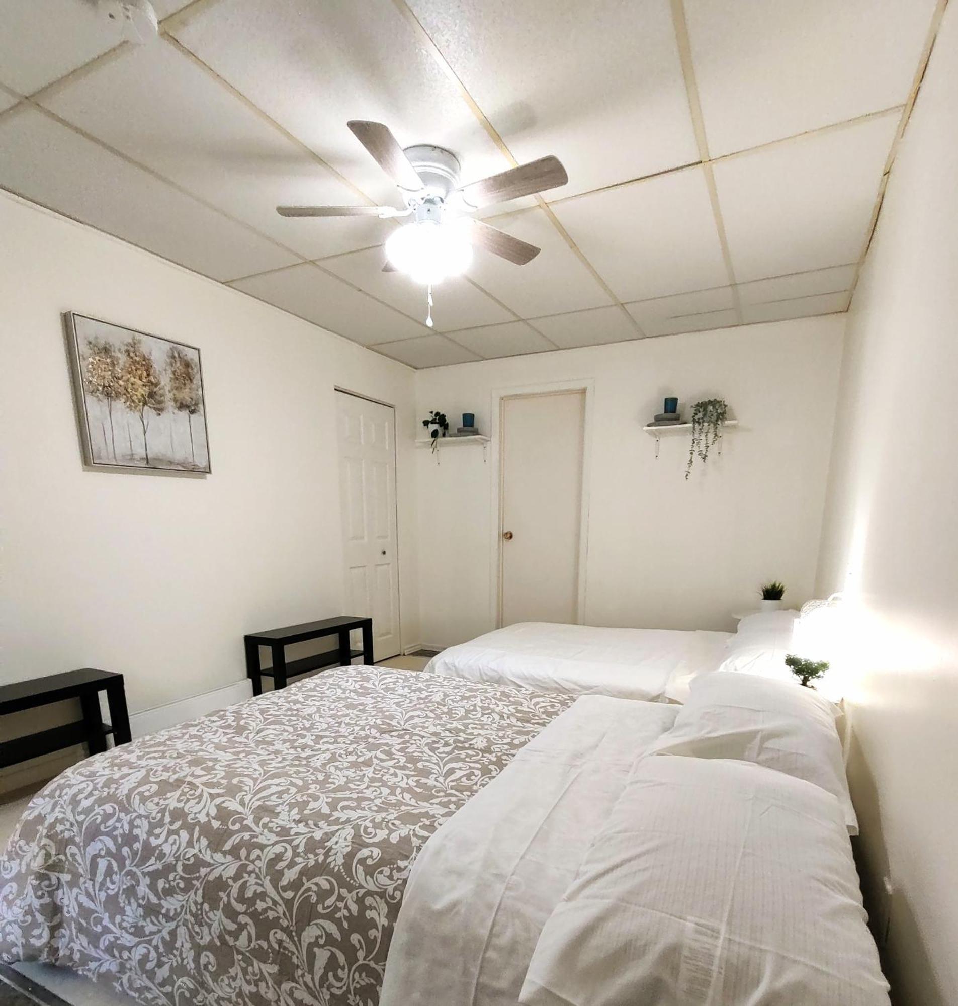 Welcome To Airbnb Saint-Jean-sur-Richelieu Chambre photo